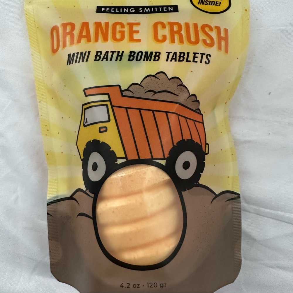 Feeling Smitten Orange Crush Mini Bath Bomb Tablets 4.2 oz – 6 Count NIP - Picture 3 of 5